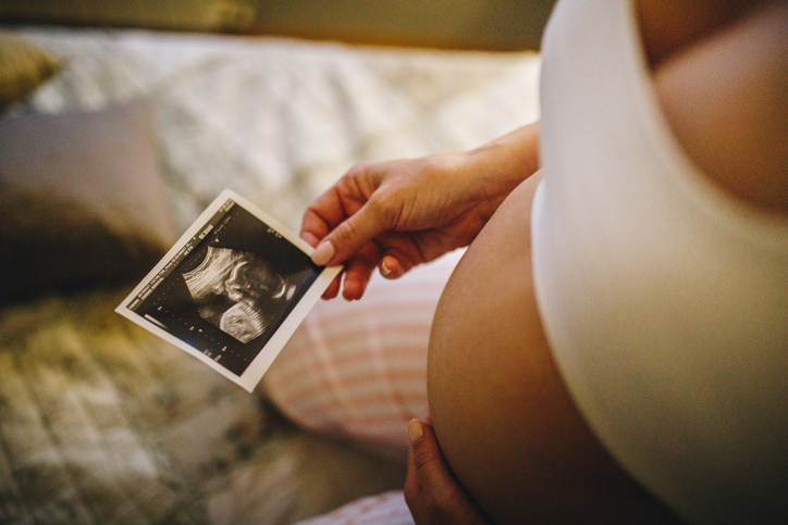 bmj_company's tweet photo. A new study in The BMJ today shows opioid use during pregnancy is not linked to a substantially increased risk of psychiatric disorders in children. Read more here:  https://t.co/2cQ1LxSnmi #opoids #pregnancy https://t.co/Elie5C2D9y