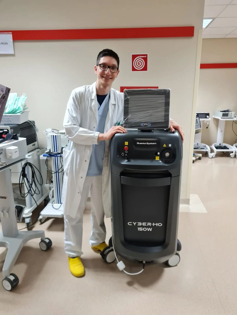 Finally the new #Magneto laser by @quanta_system has arrived in Como!! Let's find out its potential in Stone and BPH surgery!