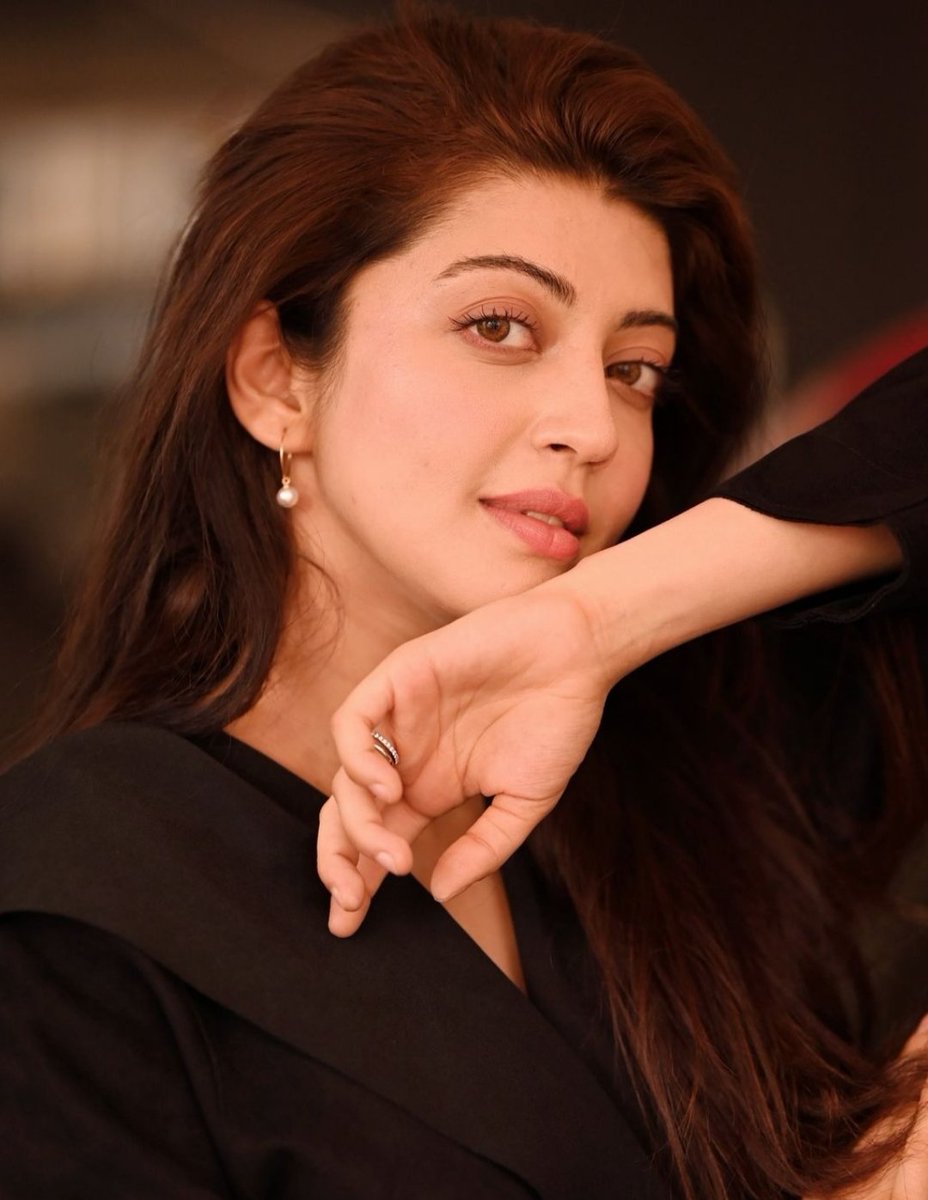Kollysodaa's tweet photo. Gorgeous #PranithaSubash Ma'am Latest Photoshoot Snaps π
#Pranitha #Praneetha
#PraneethaSubash #Pranita #PranitaSubash https://t.co/BG3acWXmNM