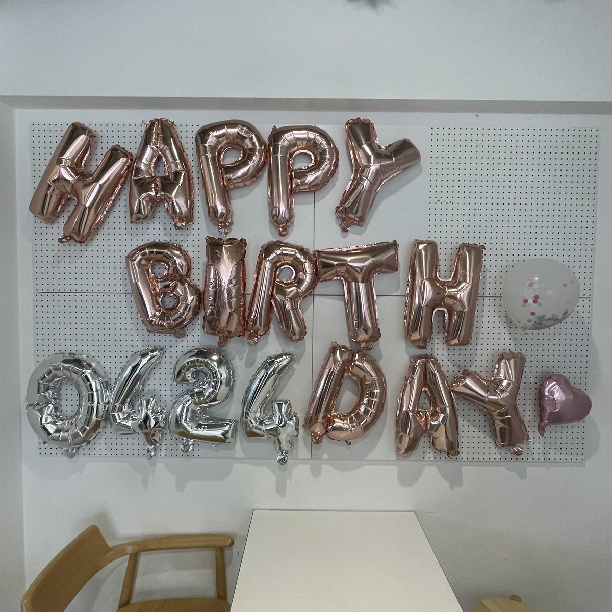 5BedW06y's tweet photo. 너무 예뻐요 ♡ 잘 구경하다가 갑니다!!!
#사랑하는_나의_4월_현주에게
#Dear_my_Dearest_hyunjoo https://t.co/yYqbUnKL1b