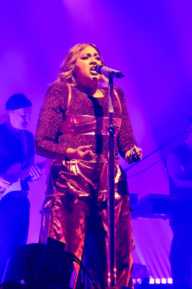 Jessica Mauboy live @ The Adelaide Entertainment Centre, Adelaide.

- 24.04.2024.

@jessicamauboy @LOrealGroupe 

#JessicaMauboy #Ezra #TheYoursForeverTour #Adelaide #AdelaideEntertainmentCentre #LiveMusic #SouthAustralia #Loreal