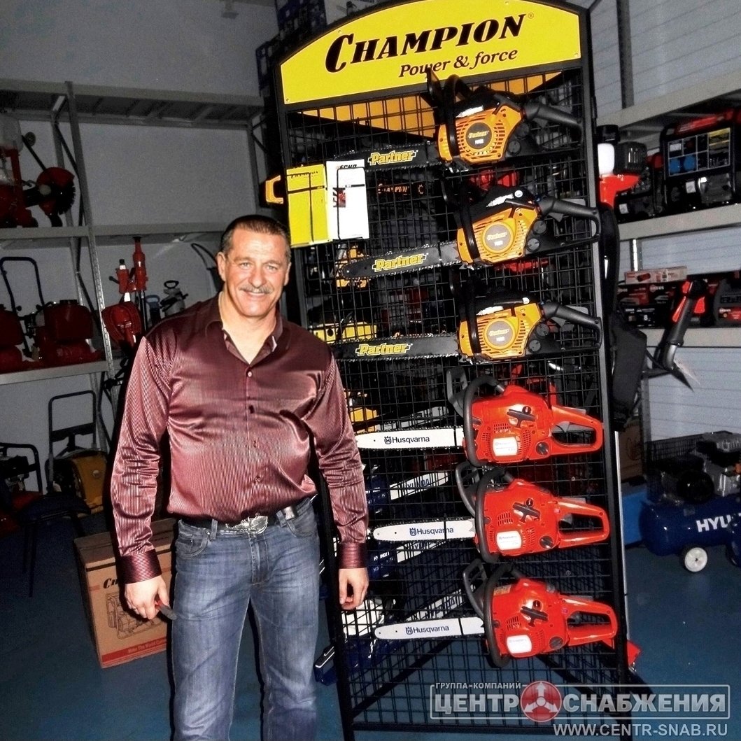 centr_snab's tweet image. Наши отгрузки:
#СадоваяТехника
Предлагаем к поставке более 10 тысяч наименований садовой техники:
Бензопилы, газонокосилки, мотоблоки, мотокосы, минитракторы, электропилы, кусторезы, триммеры, воздуходувки, насосы и мн.др.!
☎(812/495) 640-40-01
​​🌐centr-snab.ru