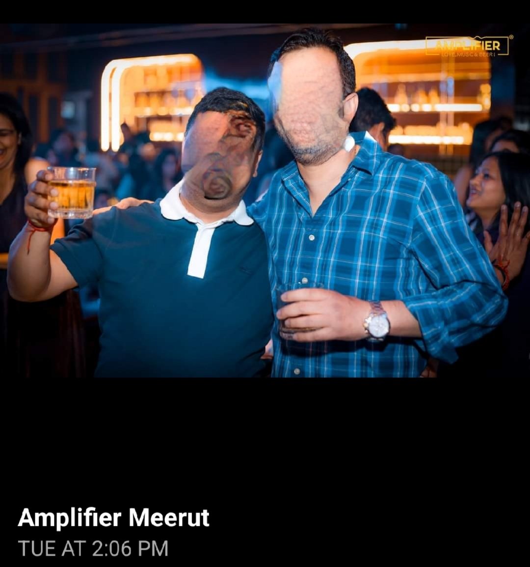 MeerutReport's tweet photo. Amplifier

कमिश्नर ,डी एम ,एस एस पी 
आबकारी आयुक्त दे ध्यान! 

लव म्यूजिक बीयर:

आखिर क्या कराने का संदेश दे रहे गढ़ रोड़ पर अवैध बिल्डिंग में हल्दीराम के ऊपर खुले एम्पलीफायर के संचालक !

छात्रों के भविष्य से कर रहे खिलवाड़ 
हुक्का- बीयर -शराब परोस रहे बिना लाइसेंस
@meerutpolice https://t.co/oDawo487C2
