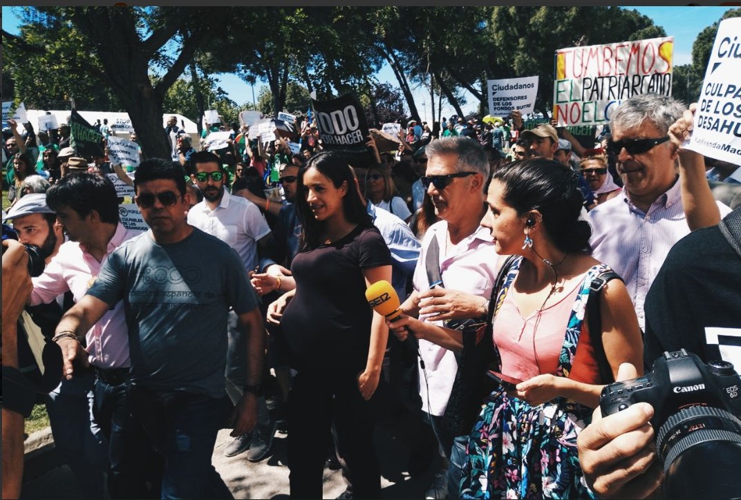 He visto a más gente "llorar" por la carta de Pedro Sánchez que cuando acosaron a Begoña Villacís a nada de dar a luz.