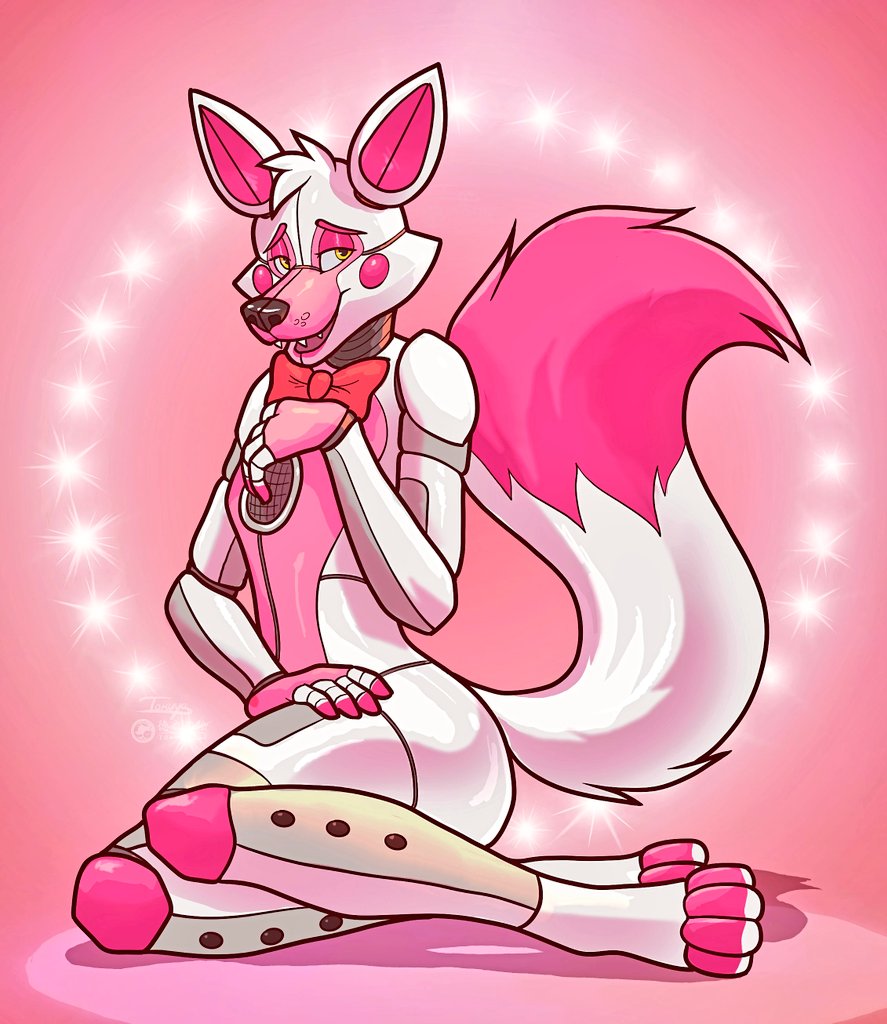 Funtime Foxy is show ready and needs an audience to perform to~