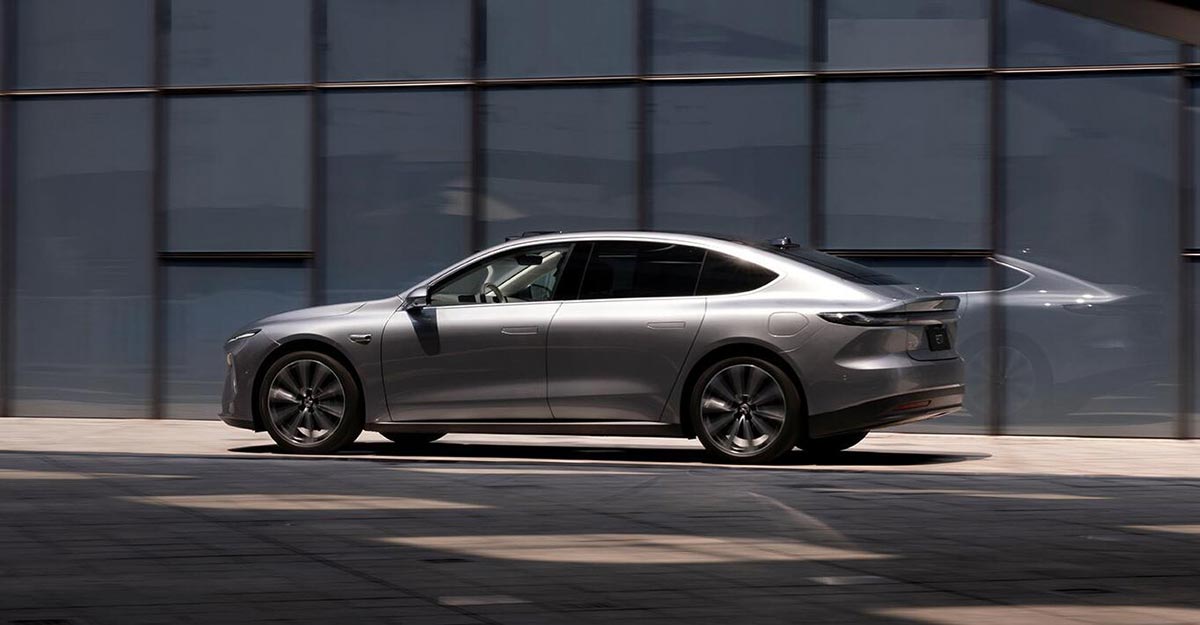 NioStrats's tweet photo. $NIO #NIO #NioET7 #ET7
-same price as 2023, RMB428k($59k),but bring 180 upgrades
-offer Executive & Executive Signature
-accepting customer order lock-ins today
-show cars &test drives available in showrooms, deliveries Apr30
purchase now incentives cont. https://t.co/TflvlQ0CHI