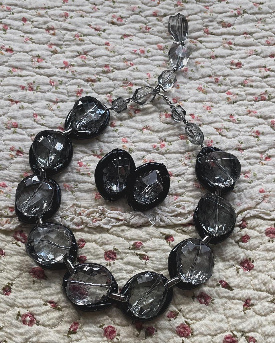 mozuho's tweet photo. chunky jewelry💎只今準備中です♡ https://t.co/j88t9Ul0xM