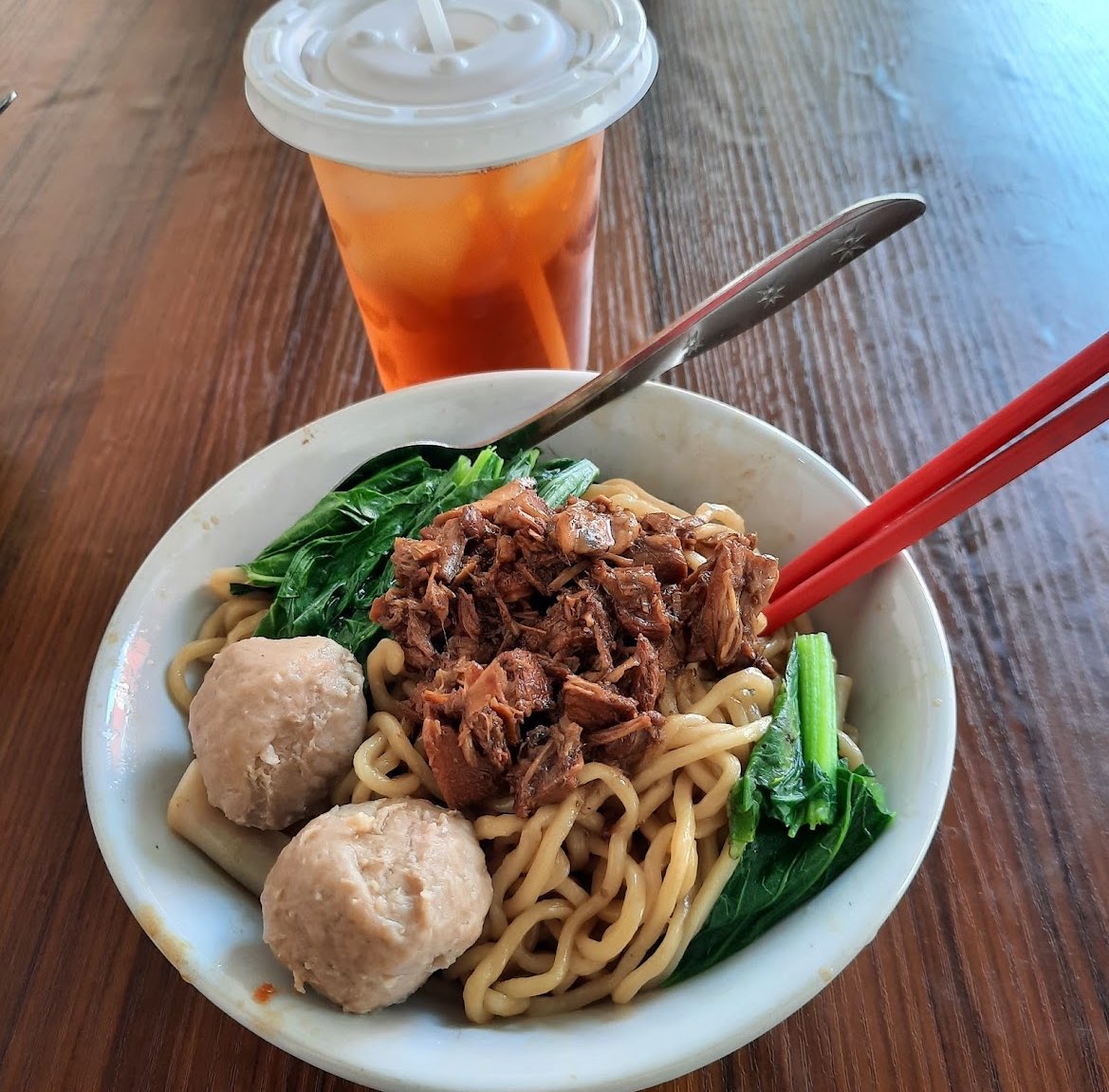 Jakarta Plate to Go: Mie Ayam Jakbar edition

📍Mie Ayam Yamin GG Pak Eko, Kebon Jeruk