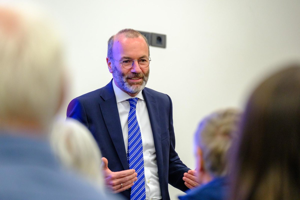 Über Tausend Bürgerinnen & Bürger aus meinem Wahlkreis haben mich in den vergangenen fünf Jahren im Europäischen Parlament in Brüssel und Straßburg besucht. Gestern war die letzte Besuchergruppe in dieser Legislatur zu Gast. Danke, dass Sie dieses Infoangebot annehmen. #EPlenary