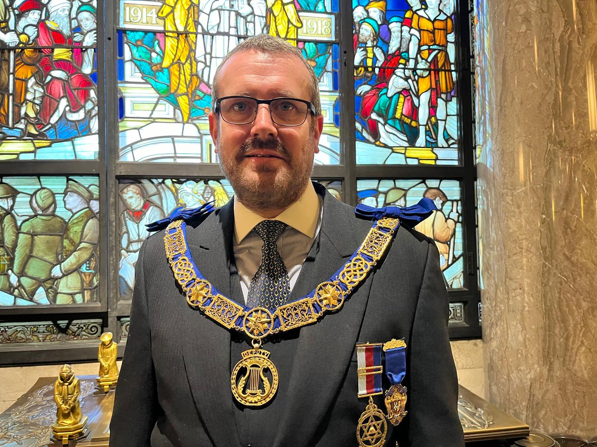 DorsetMason's tweet photo. The following Dorset Freemasons were promoted at the annual investiture meeting of the United Grand Lodge of England.

More https://t.co/7UCXxvimkM https://t.co/xeWAHJlQEQ