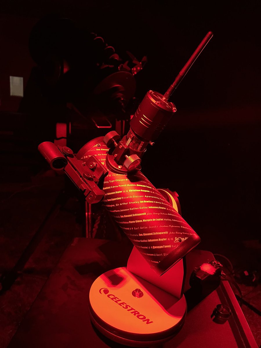 antroastronomo's tweet photo. Probando fotografiar la Luna menguante con tres diferentes telescopios usando la cámara planetaria wifi SVBony SC311. https://t.co/ccUePnrdzm