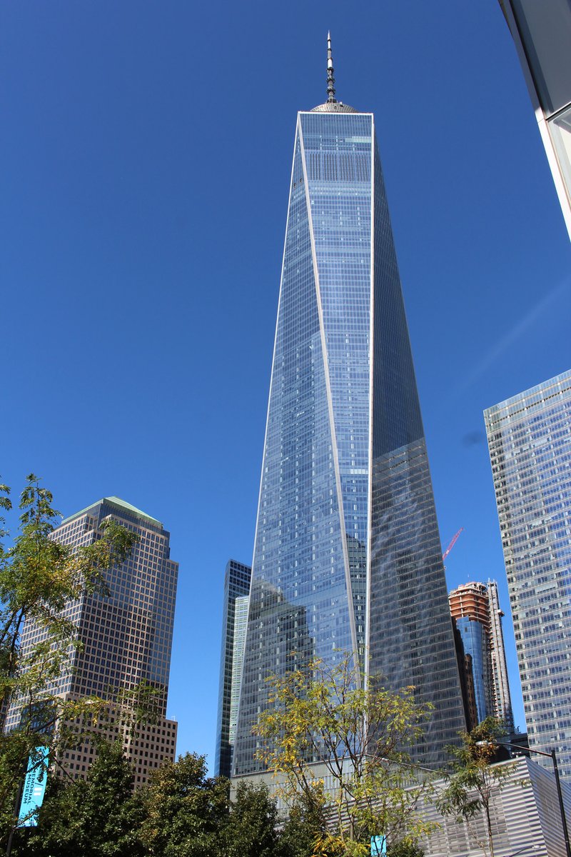 27 April 2006 Construction begins on the Freedom Tower @OneWTC. At 1776 ft tall it is the tallest building in the US and Western Hemisphere, 7th tallest in the world. #InterestingFacts