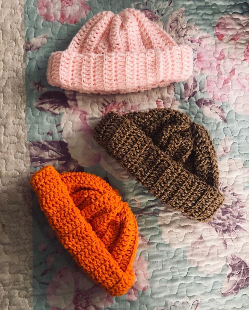 Crochet cardigans and beanies, among others 💋🧶