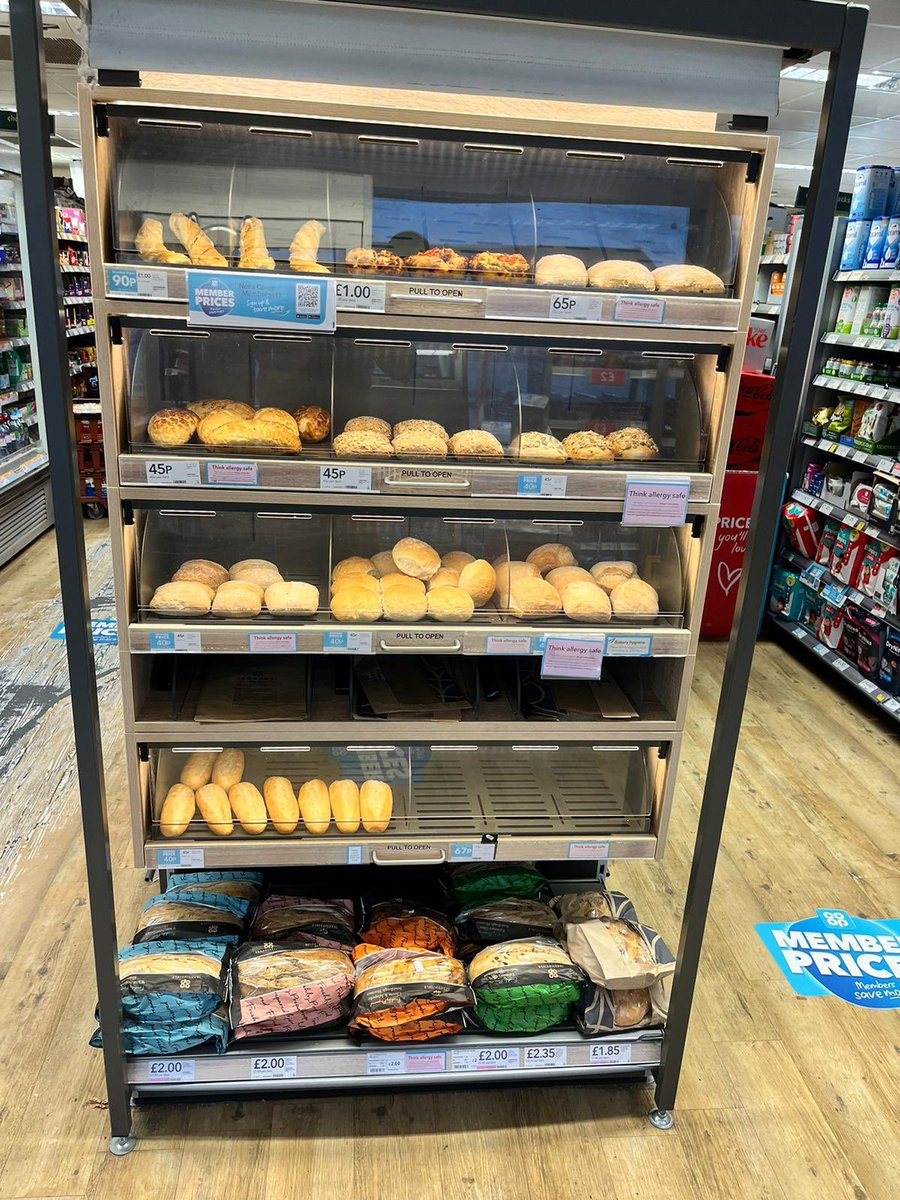MichaelMikecas's tweet photo. Pop into coop cross this morning,  for a great selection of fresh bakery  products as baked by @Matt_rocks87 https://t.co/FA0NgjBHlt