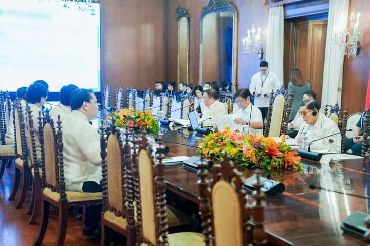 Sa sectoral meeting ngayong araw, tinutukan ni Pangulong Ferdinand R. Marcos Jr. ang mga hakbang laban sa online sexual abuse or exploitation of children (OSAEC) at child sexual abuse or exploitation materials (CSAEM) sa bansa. #PBBM