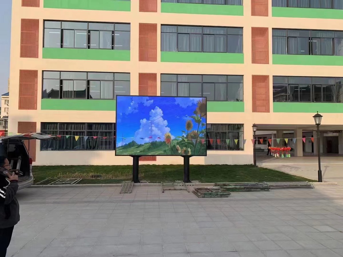 TracyHu16's tweet photo. Good effect, high resolution for #indooroutdoor #leddisplayscreen #ledvideowall #customized #fleixble #curved #softled #HD
Any inquiry, just call me, we would like to send our best solution and quotation for your reference. 😊🤝
email: tracy@szscree.com
Whatsapp: +86 13425244569 https://t.co/5UY4eYEdnP