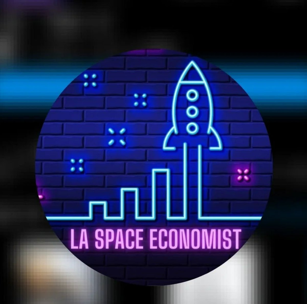 Cora_Daolio's tweet photo. Vi presento: "La Space Economist", una nuova pagina IG che parla di #spazio dal punto di vista dell'economia e che si propone di spiegare un po' di questa meravigliosa complessità a un pubblico non specializzato in materia. 
Se vi piace, vi aspetto! https://t.co/DPpfUThobG https://t.co/GxG9sBB0SR