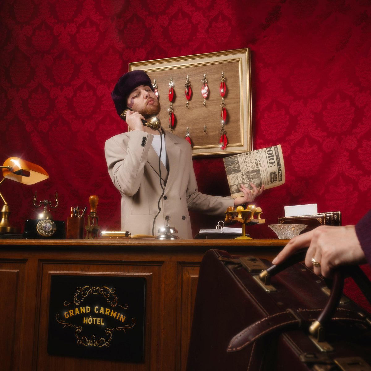 #TRACKLIST : Découvre la tracklist du projet "Grand Carmin Hôtel" de Rouge Carmin à paraître le 03 Mai !
<a href="/futuristacarmin/">Rouge Carmin</a>