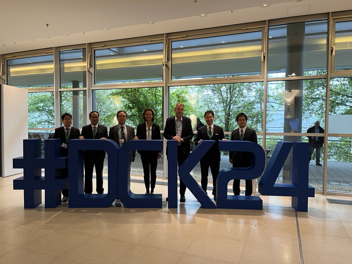 Dolores_Thea's tweet photo. We are very honored to welcome the delegates from the Japanese Surgical Society to @DCKongress! Come join our joint session at Mehrzweckfläche 3! 

#dck24 #dck2024 https://t.co/xj8NZ142Vz