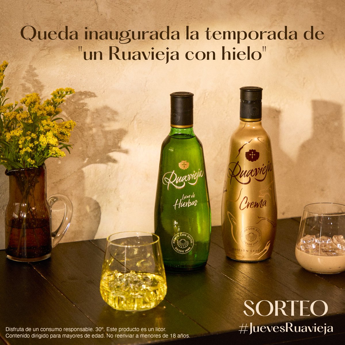 Ruavieja's tweet photo. ¡SORTEO! ☀️Ahora que llega el buen tiempo, llega la temporada de disfrutar de un Ruavieja fresquito. ¡Consigue tu botella de Hierbas o Crema! 😋

🔁 RT este post
💬 Menciona a un amigo

¡Tienes hasta el 1 de mayo para participar! #JuevesRuavieja https://t.co/y87sMJh6gl