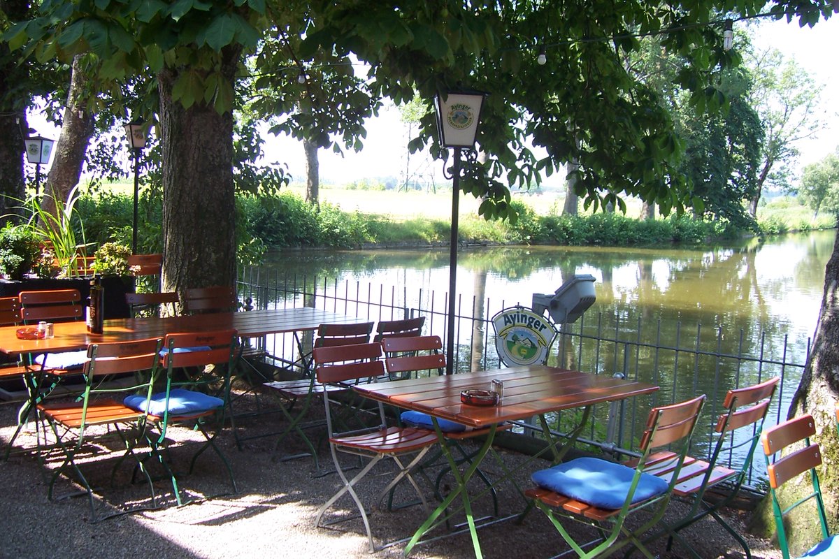 RestaurantDINO5's tweet photo. Liebe Gäste, wir freuen uns, dass es wieder soweit ist. Werktags auch Mittags geöffnet.  Dienstags weiterhin Ruhetag, außer an gesetzlichen Feiertagen. https://t.co/xGSd8TQzhk Tel. 08092-7156; Gsprait 5; 85560 Ebersberg. Direkt am Gspraiter Weiher. #grafing #ebersberg #biergarten https://t.co/xBDiBPRa8O