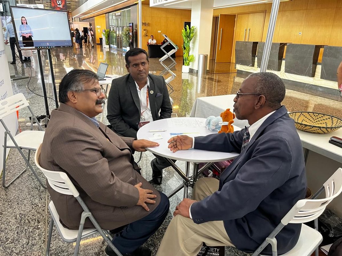 Thrilled to have clients visiting our booth 9 at the #MIM conference. Exciting conversations and connections. Swing by and say hello! #MIMConference #ClientEngagement #TeamCroissance