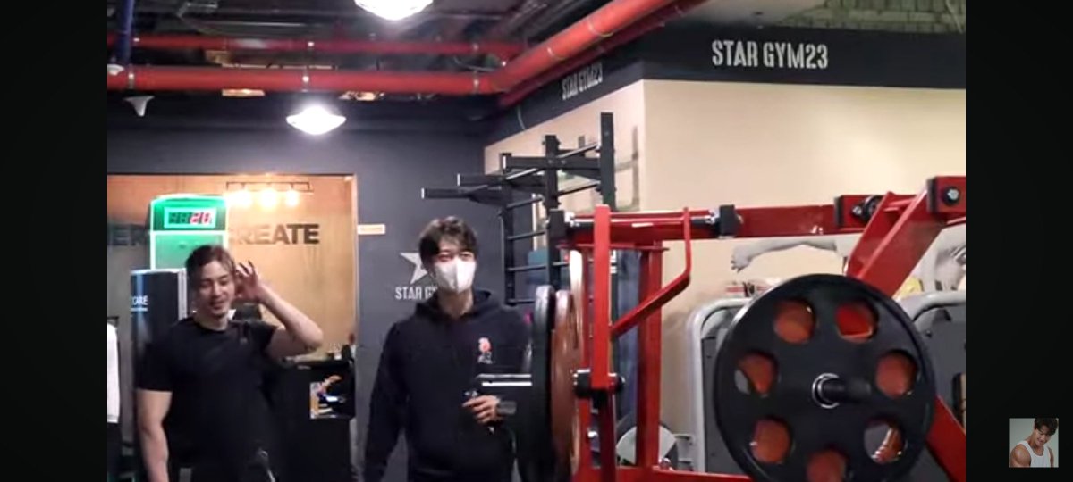 Yeayyyy!!! Finally a glimpse of 2Min in gym jongkook.. hope they will have their own episode in gym jongkook!!!😁😁💎💎
#gymjongkook
#SHINee 
#MINHO 
#Taemin