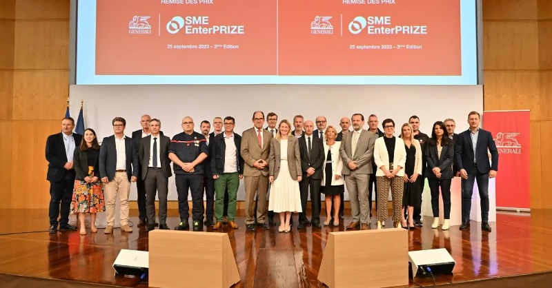 generalifrance's tweet photo. 📰 Notre initiative des trophées #PMEEnterPRIZE 2024, mise à l'honneur dans @ParisMatch 

Renseignez-vous et CANDIDATEZ !
➡️ https://t.co/8nIBiDxm4V

#PMEEnterPRIZE #RSE