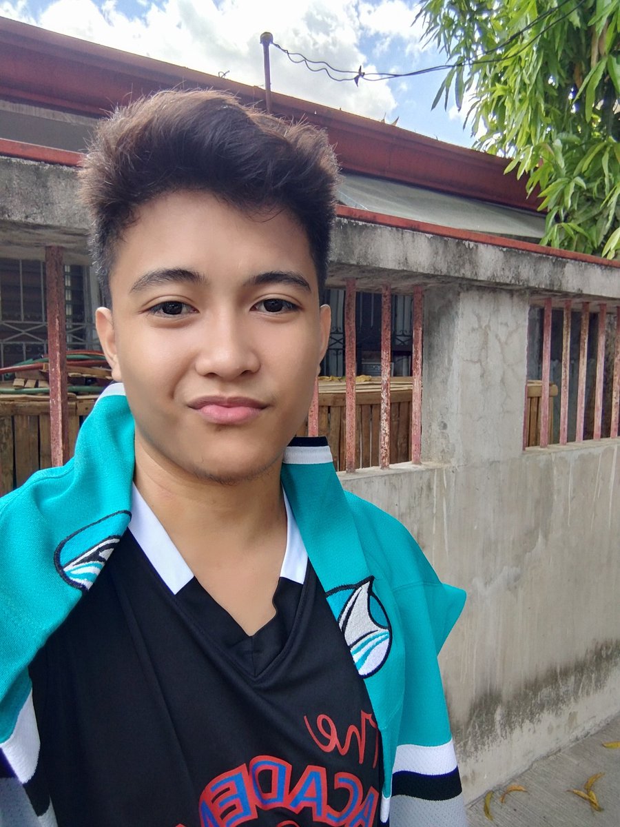 TianaDocog's tweet photo. so much pogi in this look🤭 https://t.co/84ViByuyTm