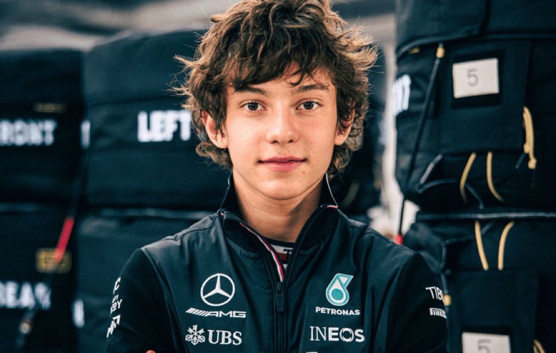 FastestPitStop's tweet photo. 🚨 | Joe Saward in his ‘Green Notebook’:

“Mercedes is currently assessing whether it’s a good idea to put its prodigy Andrea Kimi Antonelli into Lewis Hamilton’s seat in 2025. 

“The 17-year-old Italian recently spent two days testing a 2021 Mercedes W12 in Austria and a string of further tests is planned in the weeks ahead with a 2022 W13.”

“The team seems keen to promote Antonelli but is worried that this might be too big a step and that it would be better for him to get some time in a smaller team before joining Mercedes in 2026.”

“Antonelli could be loaned out to Williams, which is looking for a driver right now. Williams would take Antonelli if they could have him for 18 months, but the problem is that he is not old enough to get a superlicence until August 25th, when he turns 18.”

“Williams might try asking the FIA for a dispensation, given that Max Verstappen was fine when he entered F1 at the age of 17, and if a youngster has what it takes then he should be allowed in.”

#F1