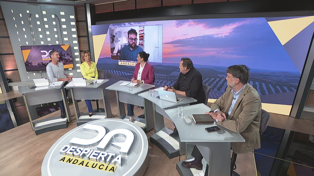 Hoy, más tertulianos para una actualidad muy movida: Patricia Godino @PatriciaGodino de @elCorreoWeb, Javier Rubio @javierubrod de @abc_es, Javier Caraballo @CaraballoJav de @elconfidencial y José Enrique Monrosi @monrosi de @eldiarioes. En directo 👇 🌐 canalsur.es/tv_directo-119…