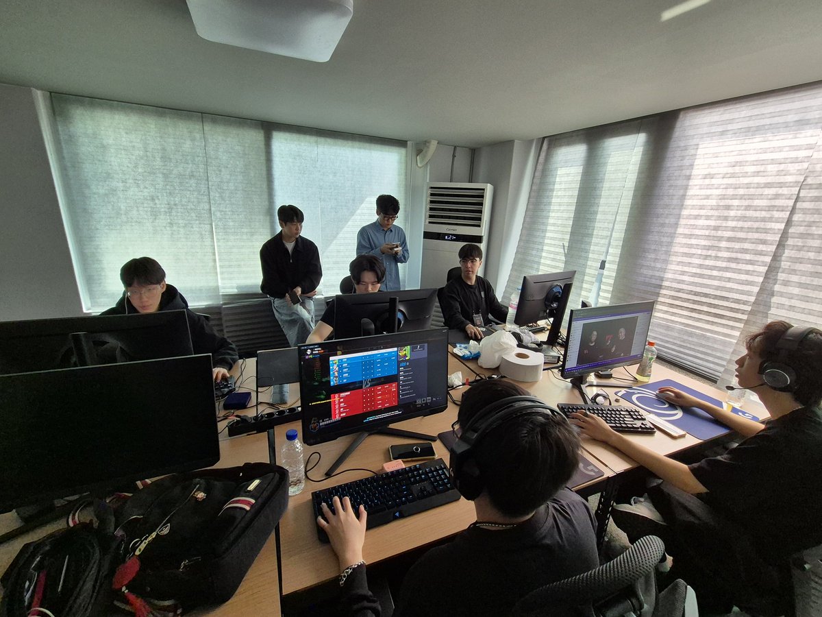 Honeypot 👑👑👑 tweet media