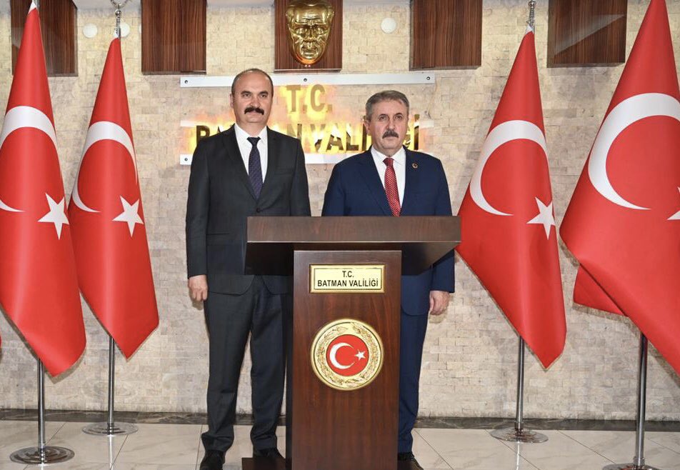 canalpekrem's tweet photo. Büyük Birlik Partisi Genel Başkanı Mustafa Destici ve beraberindeki heyete, nazik ziyaretlerinden dolayı teşekkür ederim. https://t.co/LfttvO3AFv
