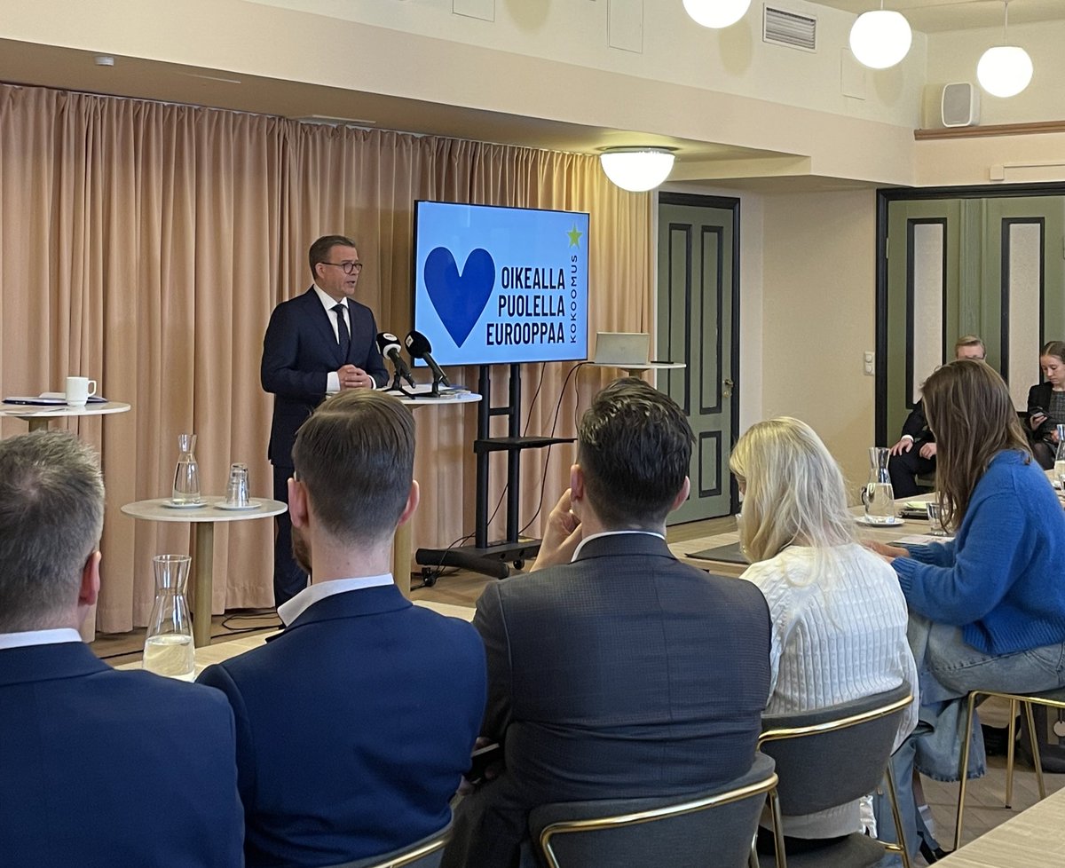 anttivesala's tweet photo. Kokoomuksen johdolla Suomi on tehnyt monia aloitteita, joilla viedään eteenpäin EU:n kykyä vastata tämän ajan turvallisuushaasteisiin. Myös EU-ennakkovaikuttaminen on nostettu aivan uudelle tasolle. Meillä on tähän kykyä ja osaamista, kertoo @petteriorpo.

#kokoomus #eurovaalit https://t.co/u3stkfhgMk