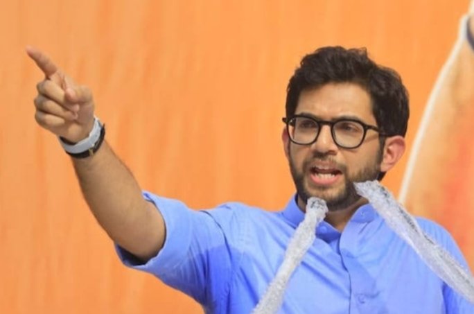 Amit Shah : Uddhav Thakrey lost his party because of Putra prem Aditya Thakrey : We also lost cricket World Cup because of Putra prem 😂 Shivsena leaders are spitting fire 🔥