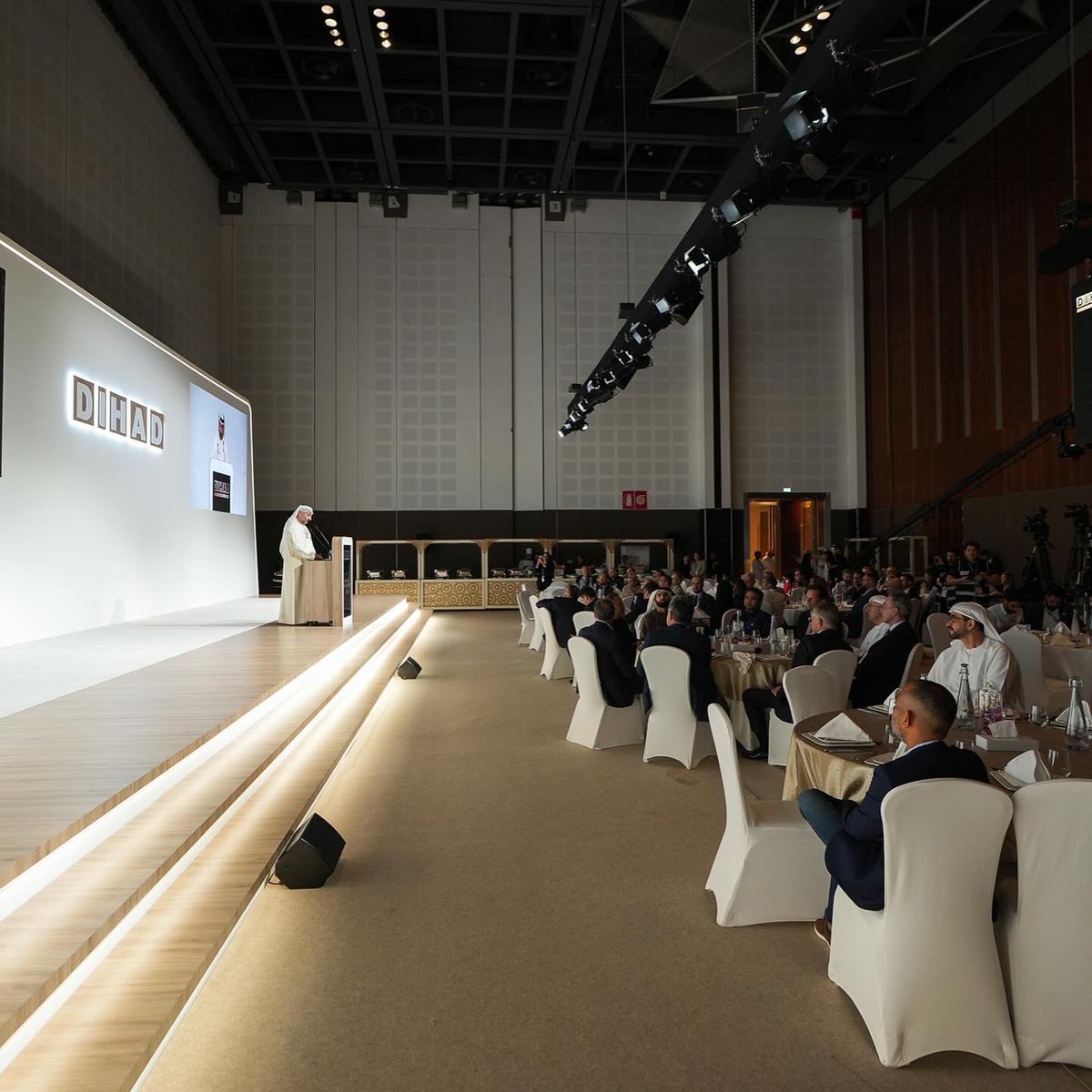 dihad's tweet photo. Enchanting moments from the DIHAD Night 2024
#DIHAD20th #DIHAD #NGO #Charity #Foundation #CSR #Government #InternationalOrganisations #ReliefAidSupplier #Energy #Aid #FoodSecurity #GlobalHealth #Wellbeing #QualityEducation #PeopleOnTheMove #NewTechnologies #SDGs #Dubai https://t.co/3SU9C8hS1f