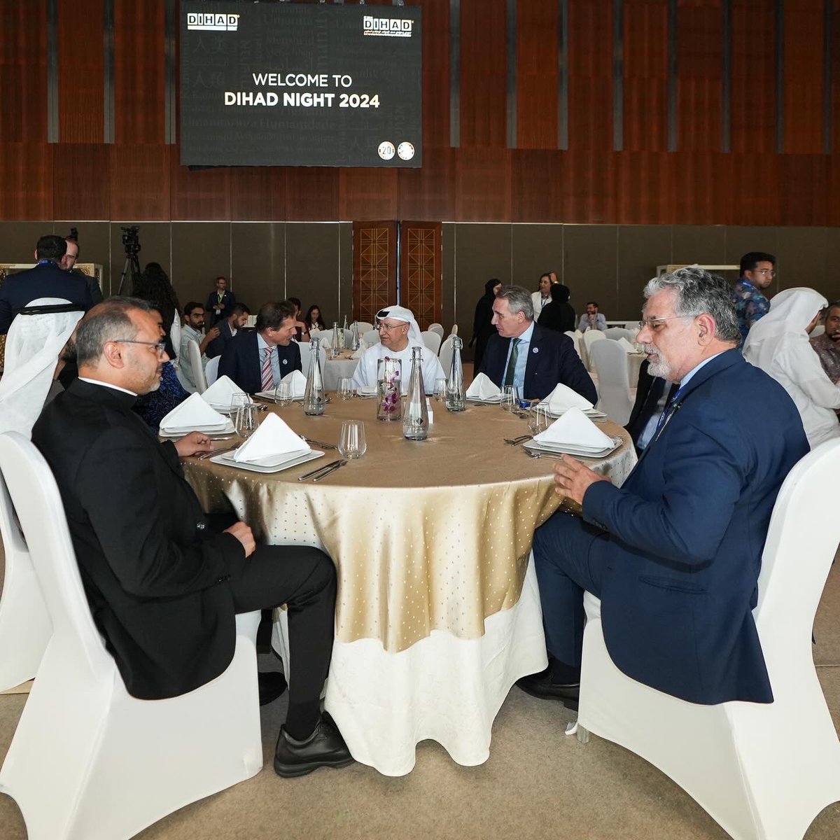 dihad's tweet photo. Enchanting moments from the DIHAD Night 2024
#DIHAD20th #DIHAD #NGO #Charity #Foundation #CSR #Government #InternationalOrganisations #ReliefAidSupplier #Energy #Aid #FoodSecurity #GlobalHealth #Wellbeing #QualityEducation #PeopleOnTheMove #NewTechnologies #SDGs #Dubai https://t.co/3SU9C8hS1f