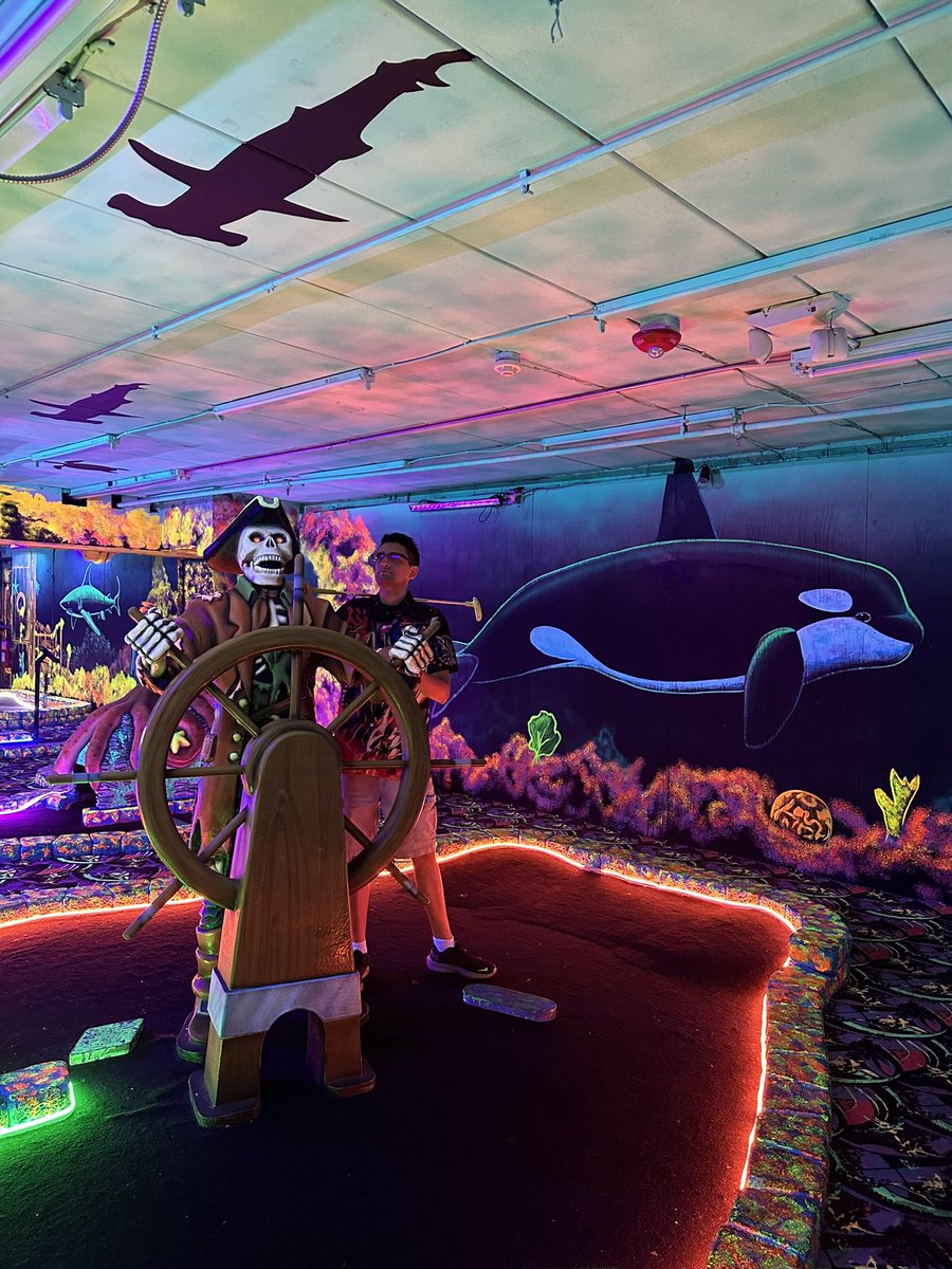 #zapzone #zapzonetaylor #puttputt #puttputtgolf #minigolf #minigolf⛳️ #minigolfing #monsterminigolf #minigolfer #minigolfcourse #glowgolf #pirate #pirates #pirateking #piratesofthecaribbean #piratelife #pirategraphic #piratecore #piratestyle #piratenation #piraterie