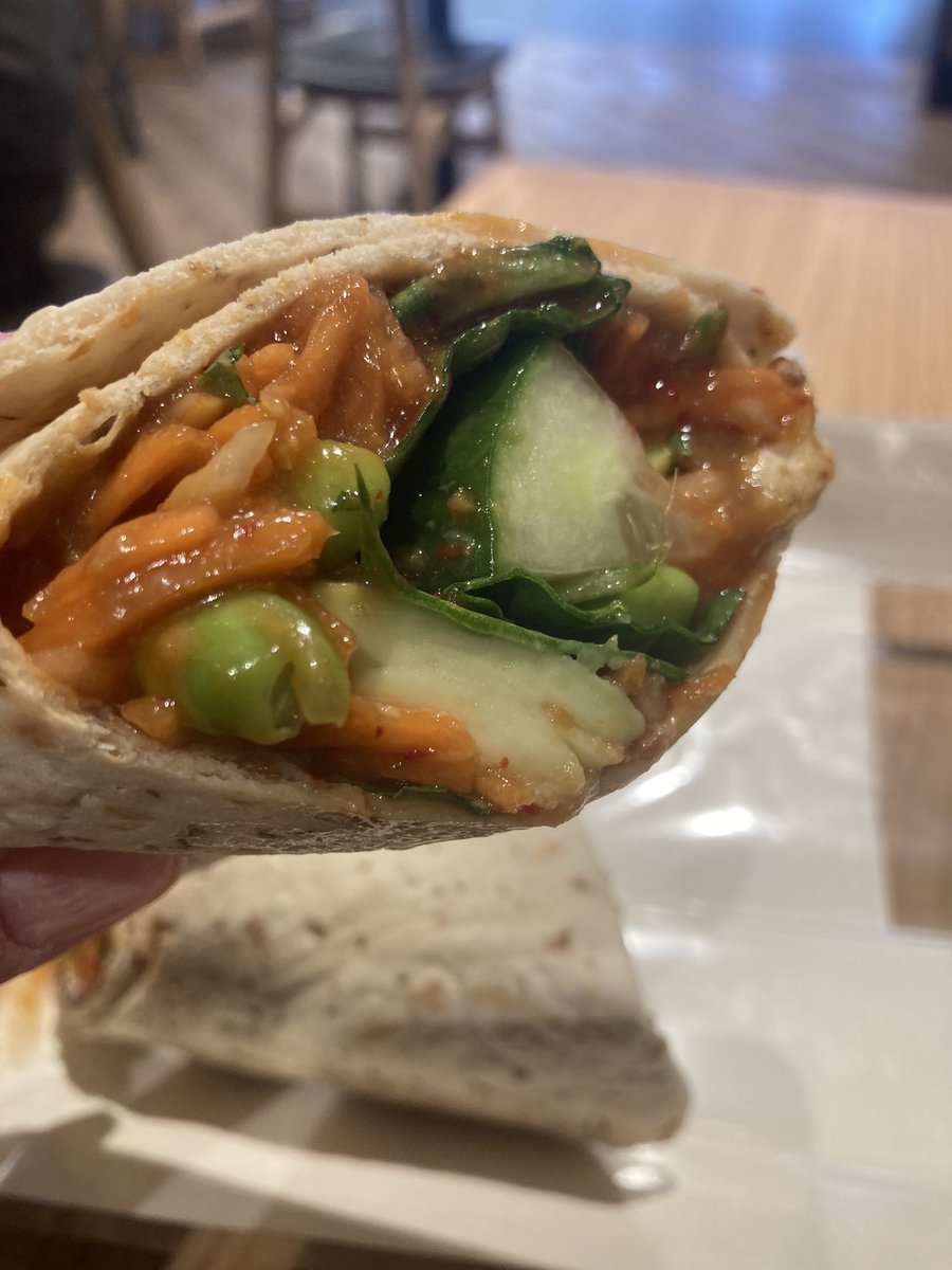 Tried this new #vegan Thai Style Avo and Slaw Wrap from @pret for lunch in St Andrews yesterday. Really, really good. 👍 Felt light and healthy too. Hope they keep it on the menu. 🙏🌱