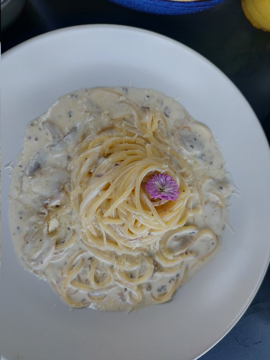 jaramecha's tweet image. #HiddenLab #บางแสน #ทะเล #ชายหาด #เขาสามมุก #Bangsaen #lunch #มื้อเที่ยง #ข้าวไข่ข้นกุ้ง #สปาเกตตี้ #กะเพราทะเล #กะเพราเนื้อ #อร่อย #อร่อยบอกต่อ #อร่อยไปแดก #อร่อยมาก #thursdayvibes #thursdaymotivation #Thursday #cafe #coffee #ร้านกาแฟ #คาเฟ่ #หาดบางแสน