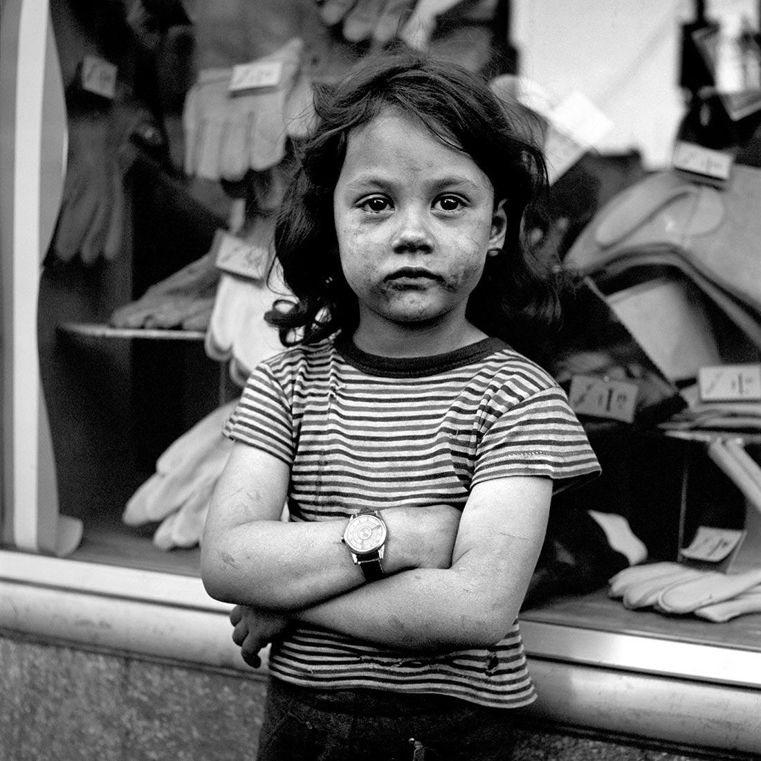 Celebrated US photographer Vivian Maier (1926-2009) known for her social documentary and candid street portraits #WomensArt