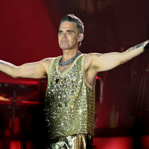 'I am loving life!' Robbie Williams teases new music after writing 'loads of songs' dlvr.it/T5zj5Z
