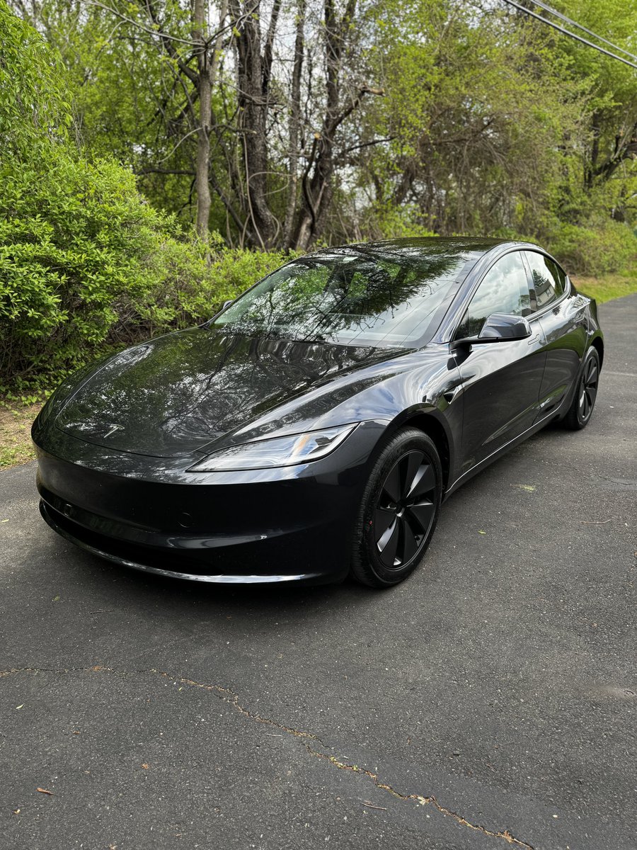 THE NEW TESLA MODEL 3 PERFORMANCE BABY BLACKY.