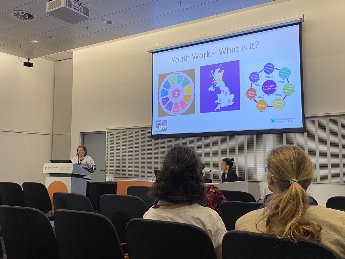 Lynne Woolley tweet media