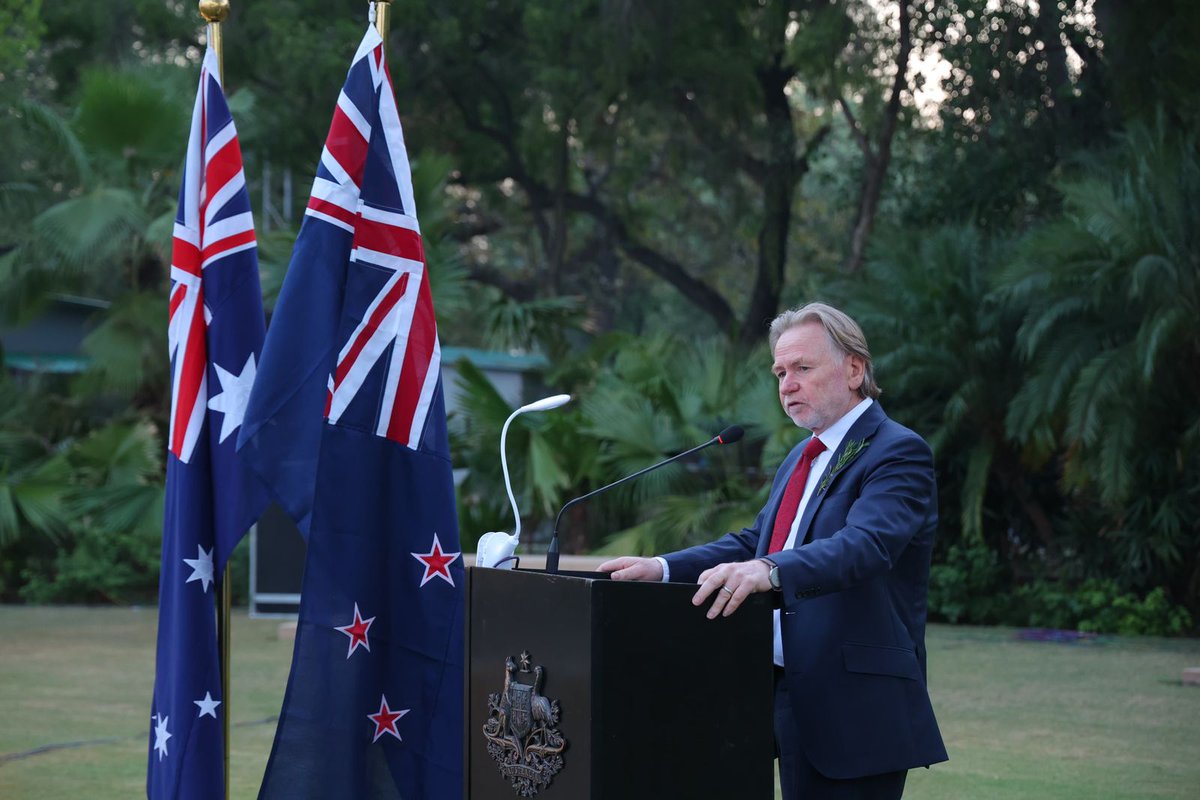 In my #AnzacDay address today, I dwelt particularly on the role of troops from the Indian Subcontinent at #Gallipoli and in WWI more generally. A record of service and valour that has been given not enough prominence. 🔗to my full remarks 👇 india.highcommission.gov.au/ndli/HOMAnzacD…