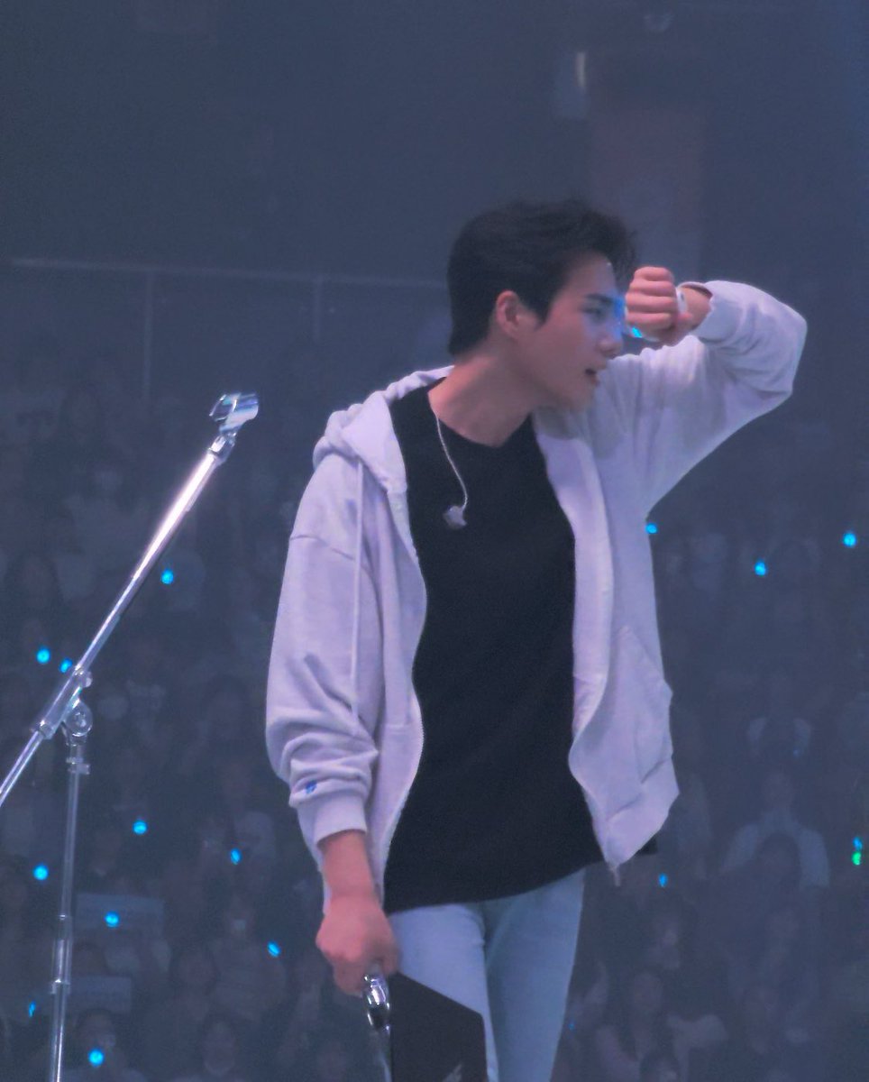 영케이의 가짜 시계 볼 때마다..웃음을 참을
수 없음