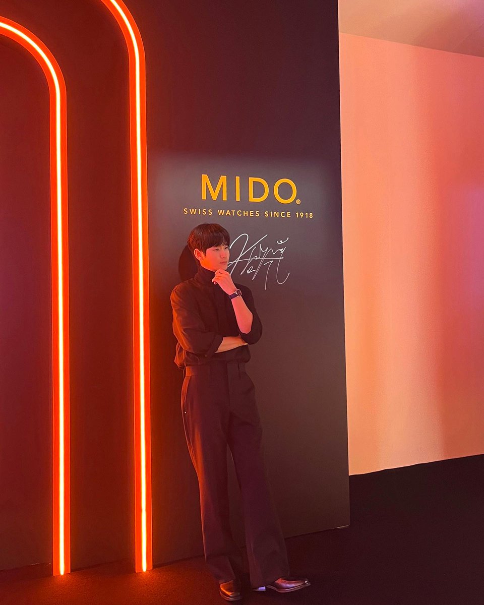oh_chocoksh's tweet photo. soohyun_k216 IG✨
@ midowatches #미도 #MIDOwatches #MultifortTV
https://t.co/ExTgO4lNyk…
⋆┈┈┈┈┈┈┈┈┈┈┈┈┈┈┈⋆
김미도にむ⌚今日はお疲れ様でした〜☕💕
#김수현 #キムスヒョン #KimSooHyun https://t.co/ODXjX7QM5p