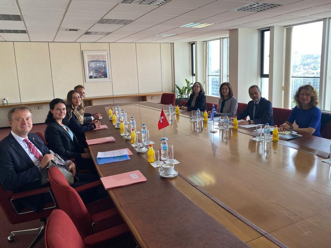 🇨🇭 and 🇬🇷 share common values and excellent bilateral relations. The meeting in Athens led to insightful discussions on #SwissContribution, #EuropeanAffairs, migration and cooperation in the field of economy, culture and research.