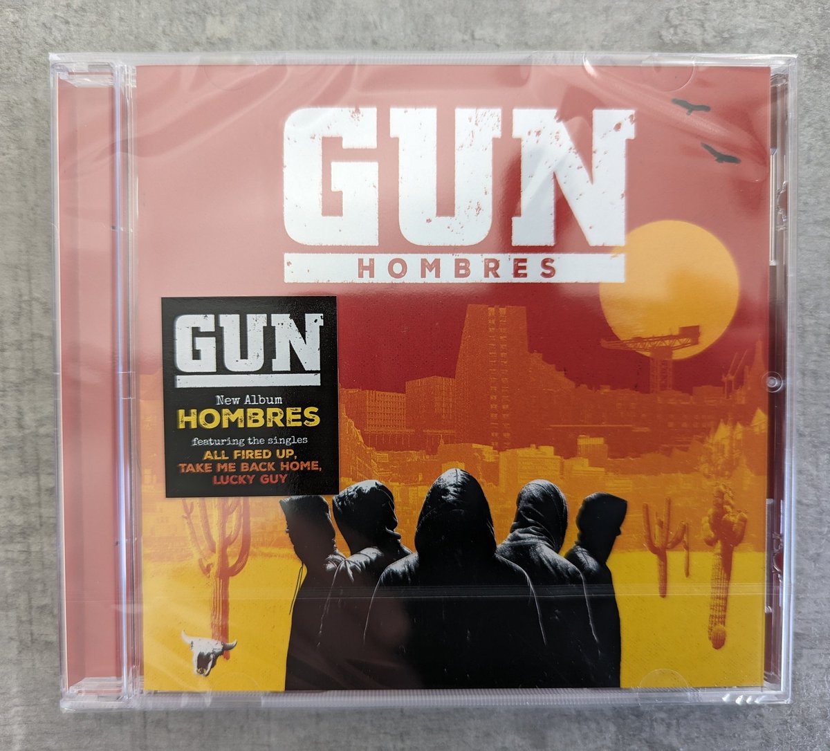 #competition Join us in congratulating @PaulEntwistle6 as the winner of the new and sealed album from @gunofficialuk #Hombres - an absolutely stunning record! Stay tuned - more competitions on their way!