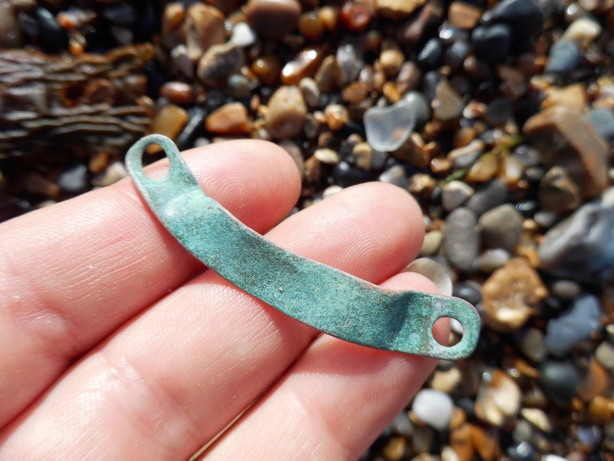 Feeling a Bit 'Tyred'!! #formulaone #tyres #beachfinds #cullercoats #curiosities #seaglass #metal #copper